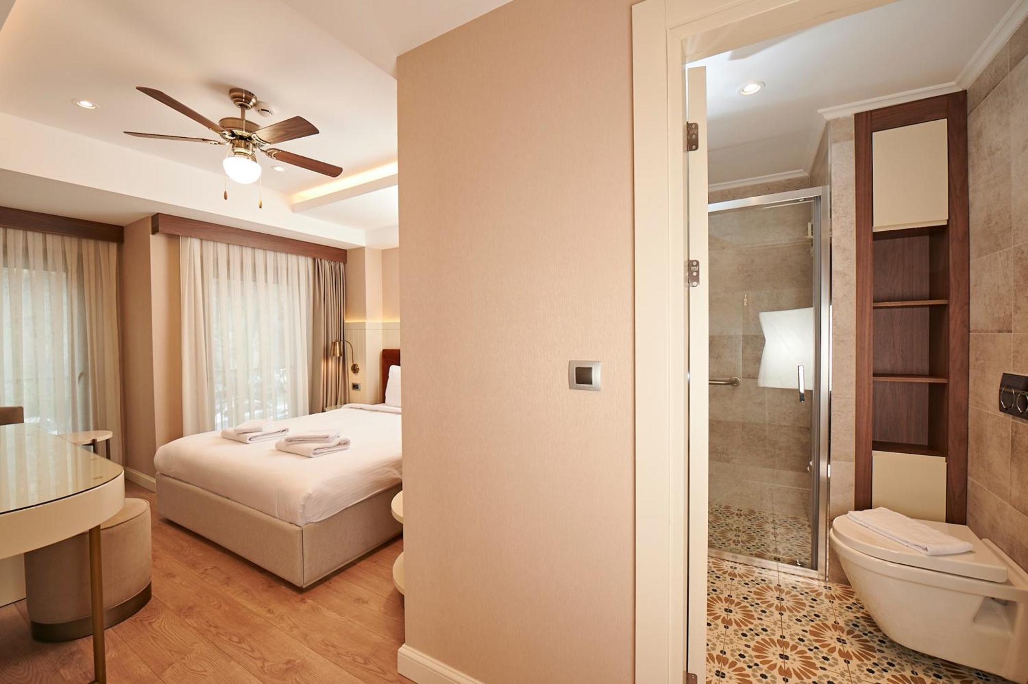 Saratoga Sultanahmet Otel 4*
